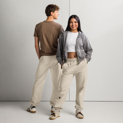 Durable Heavyweight Sweatpants for Outdoor Activities